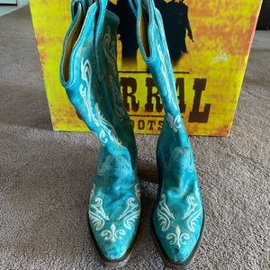 CORRAL Distressed Teal Handcrafted Cowboy Boots
